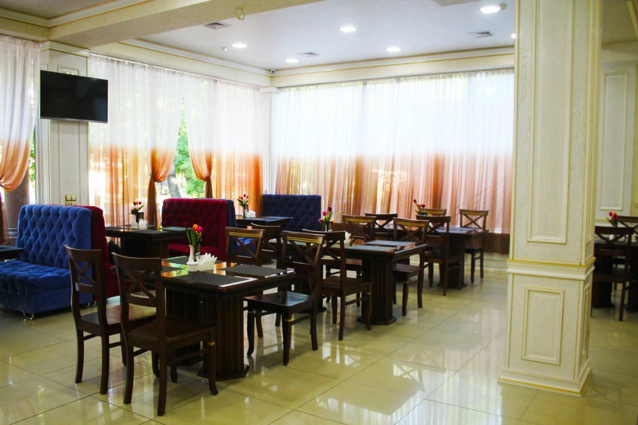 Hotel Seven Seasons Tashkent Exterior photo